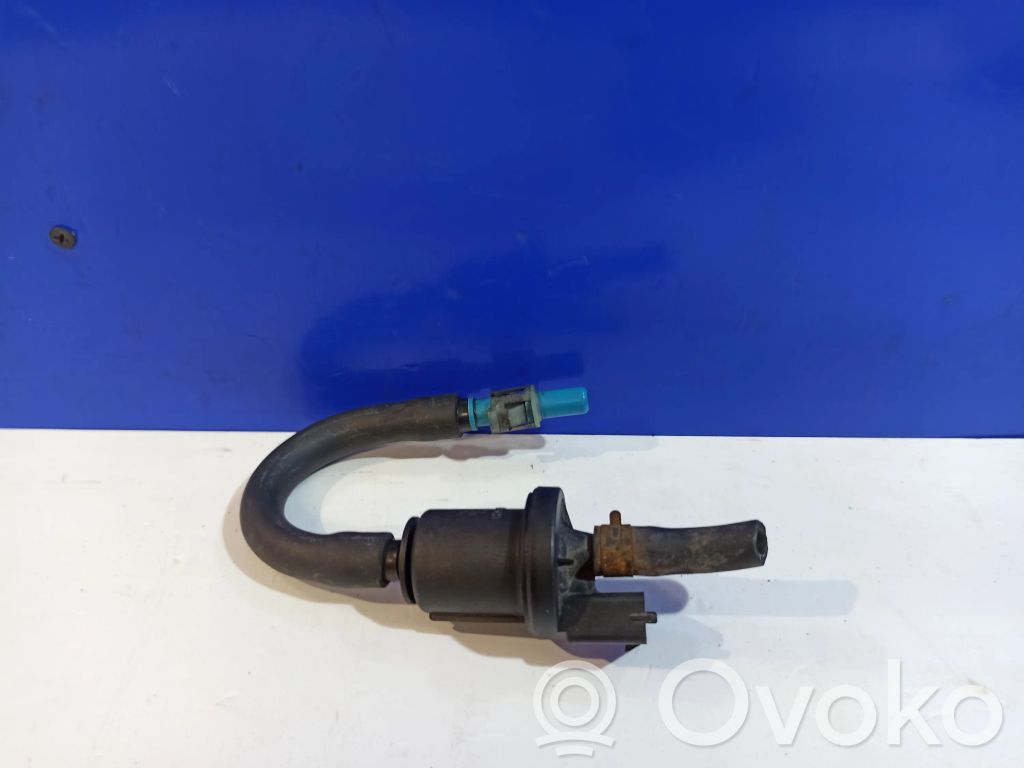 Saab 95 - 96 Engine mount vacuum valve 