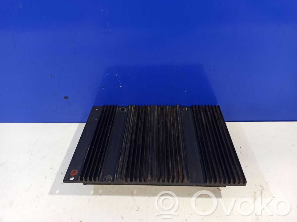 Volvo XC90 Sound amplifier 