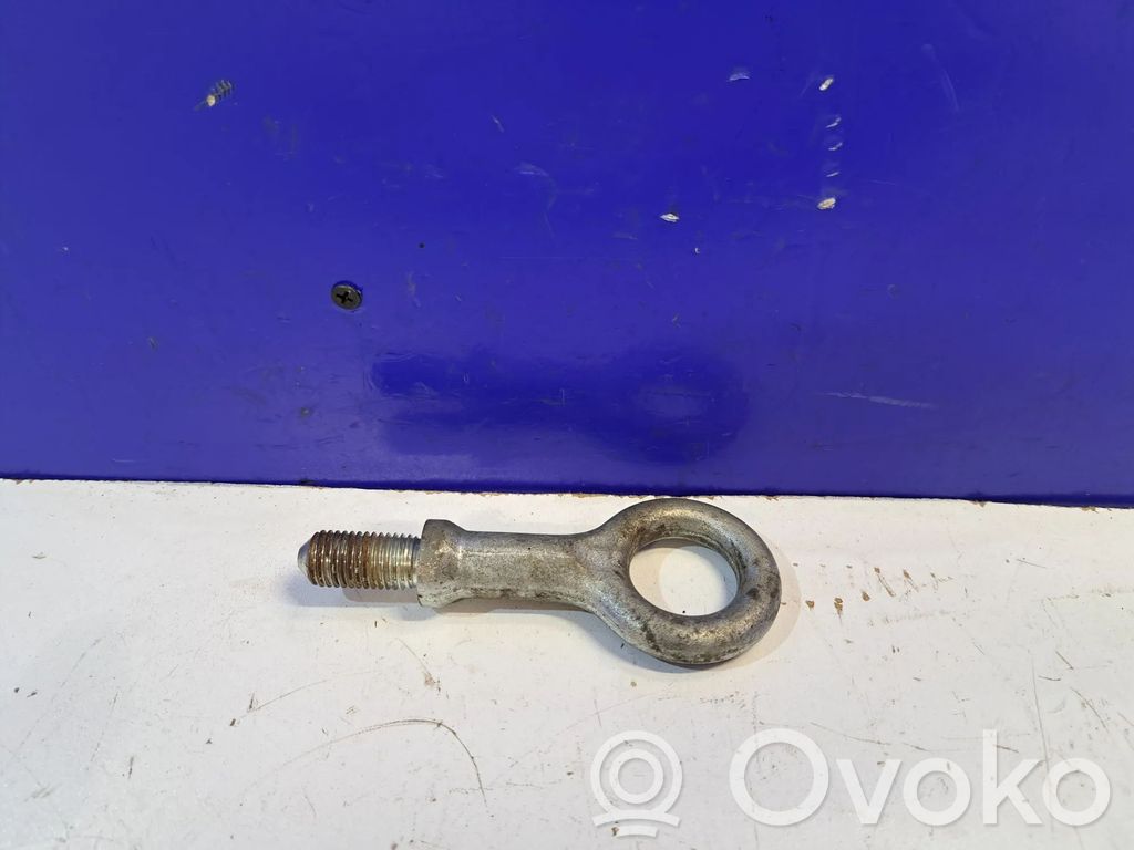 Volvo S40 Anillo de remolque 