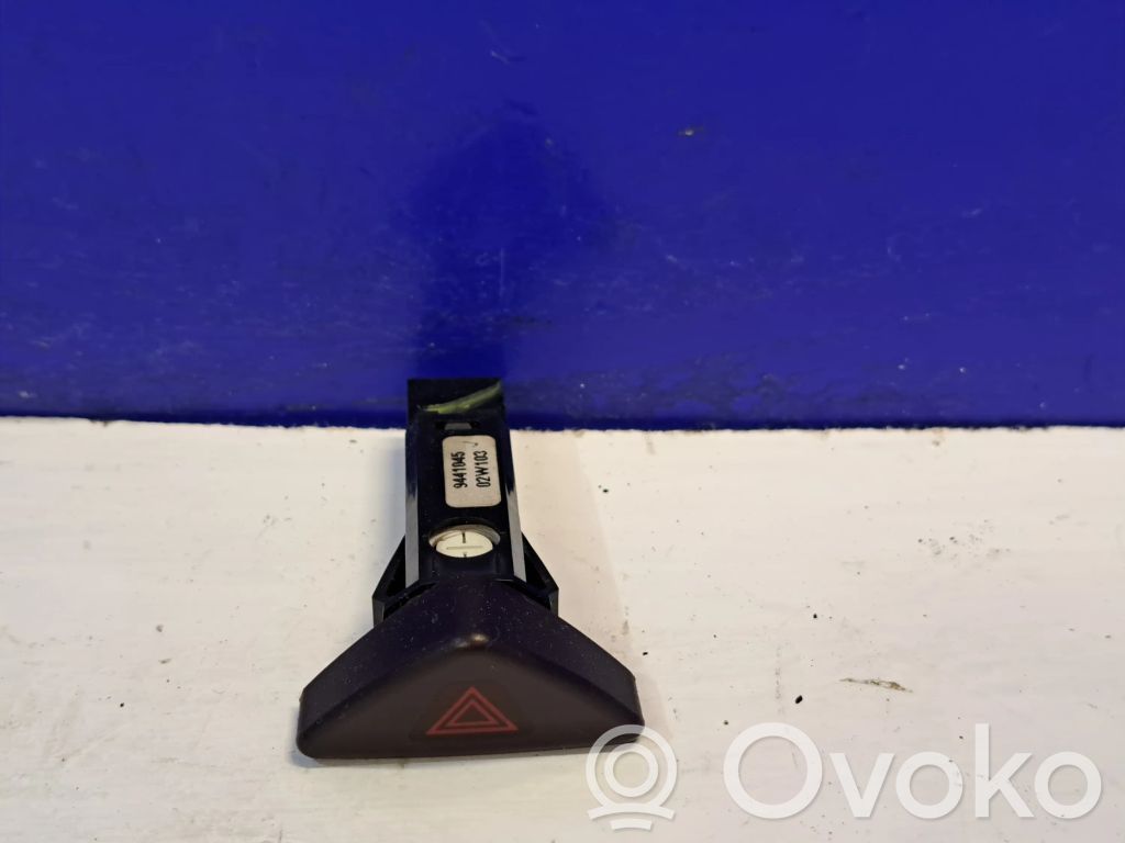 Hazard light switch   9441045