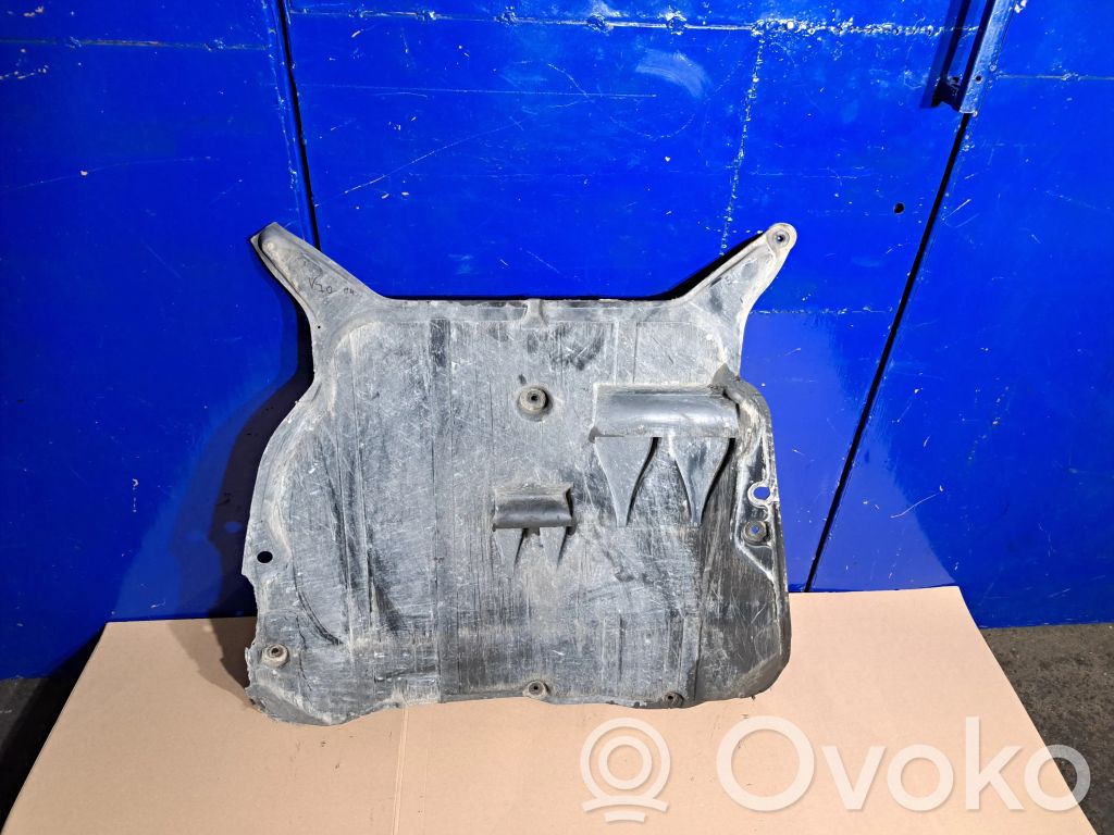 Volvo V70 Front bumper skid plate/under tray 