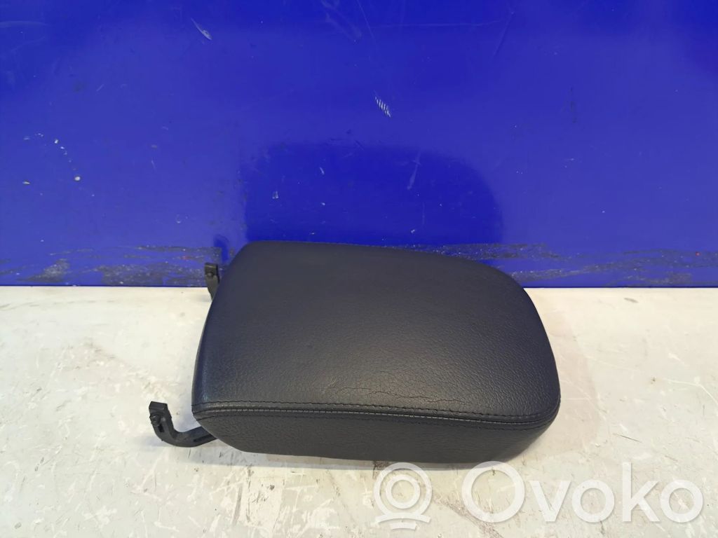 Armrest   5553110