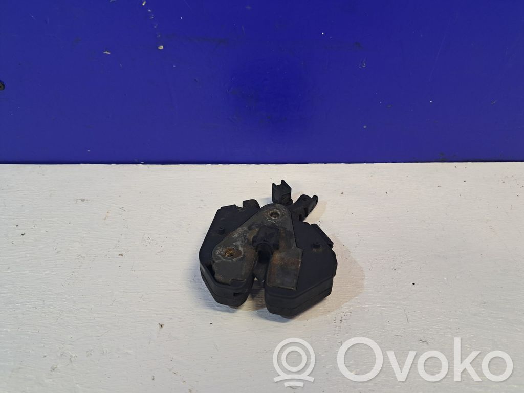 Volvo S60 Serrure de capot 