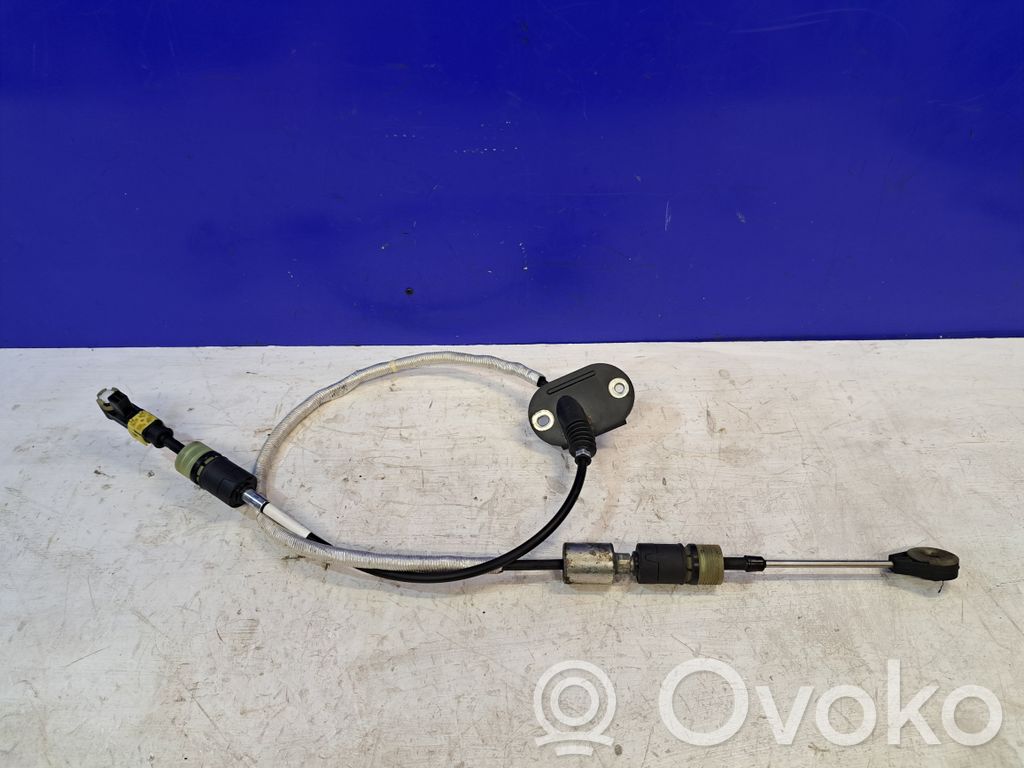 Volvo XC60 Gear shift cable linkage 