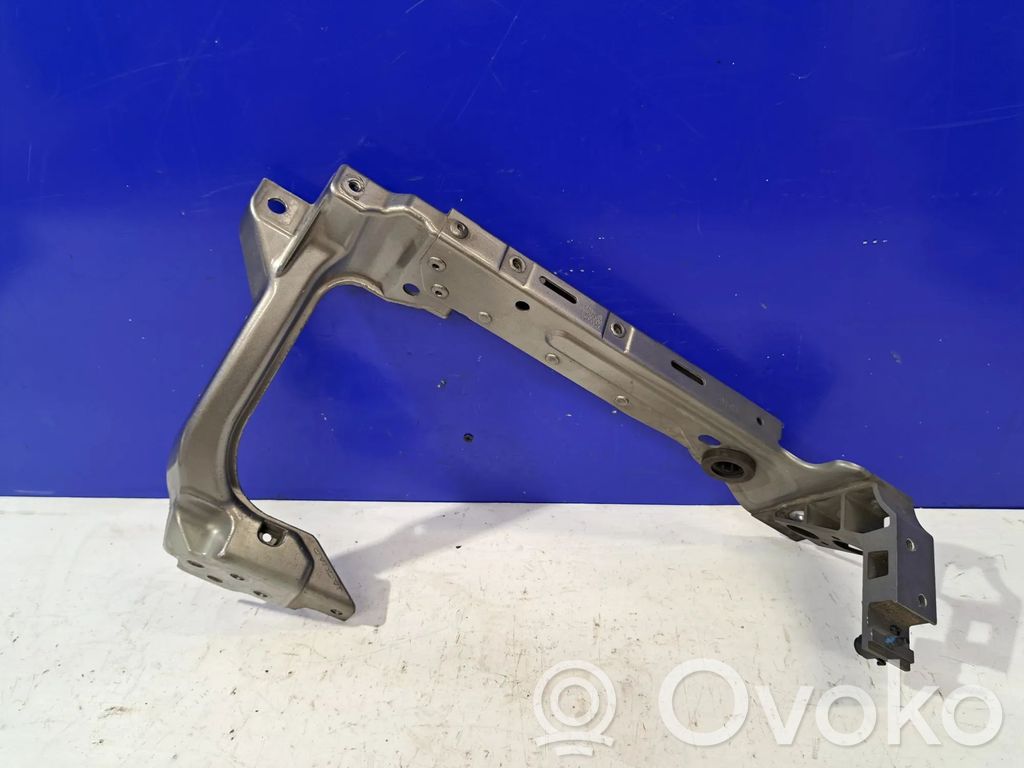Jaguar XE Headlight/headlamp mounting bracket 