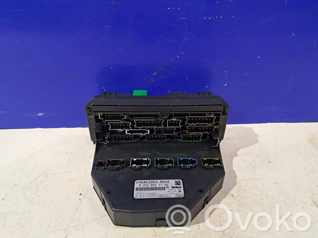 Mercedes-Benz E C207 W207 Módulo de fusible 