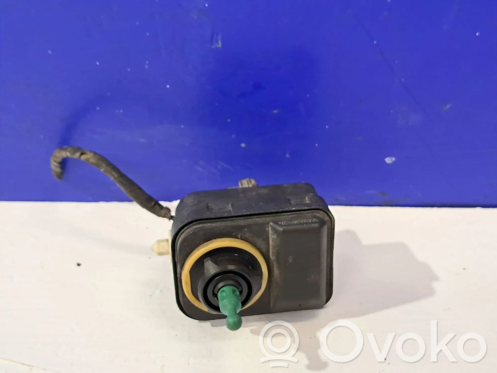 Volvo S80 Headlight level adjustment motor 