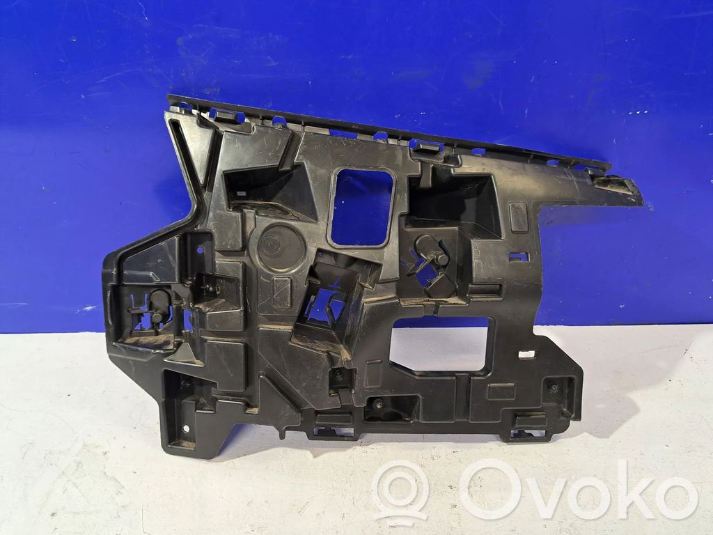 Volvo V40 Front bumper mounting bracket 