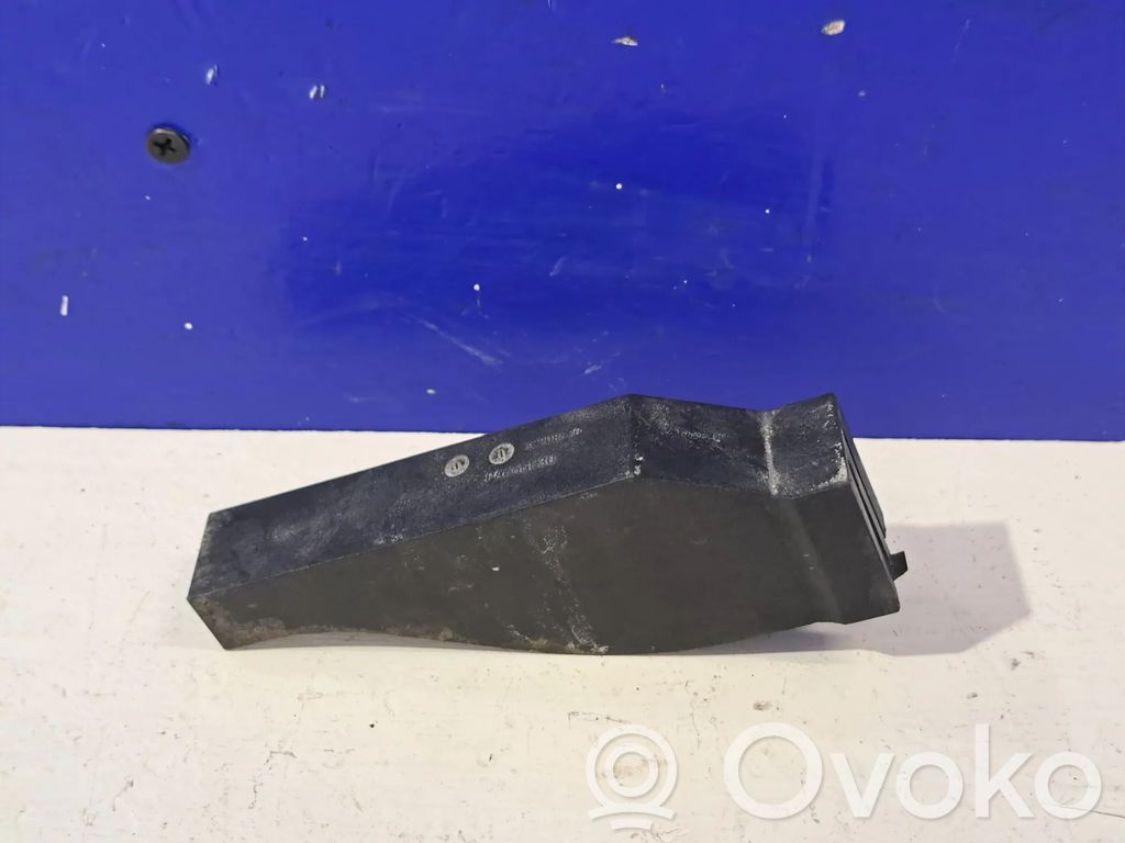 Polestar 2 Radiator support slam panel bracket 
