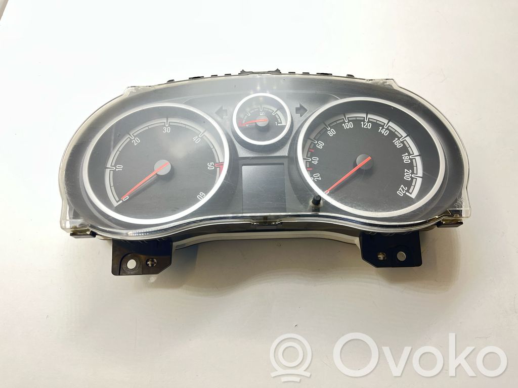 Opel Corsa D Nopeusmittari (mittaristo) 