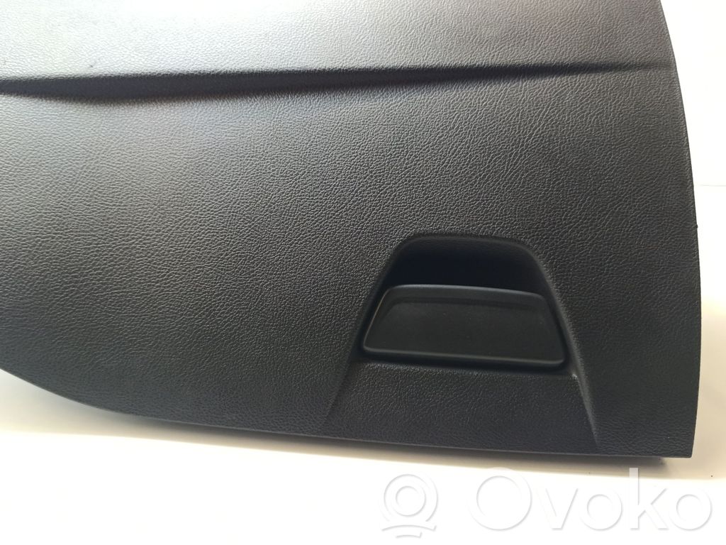 Ford Focus Daiktadėžė 