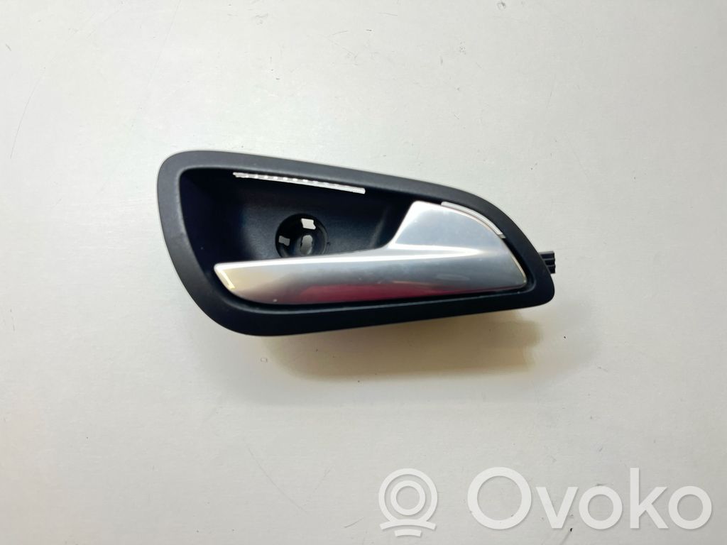 Ford Focus Front door interior handle 