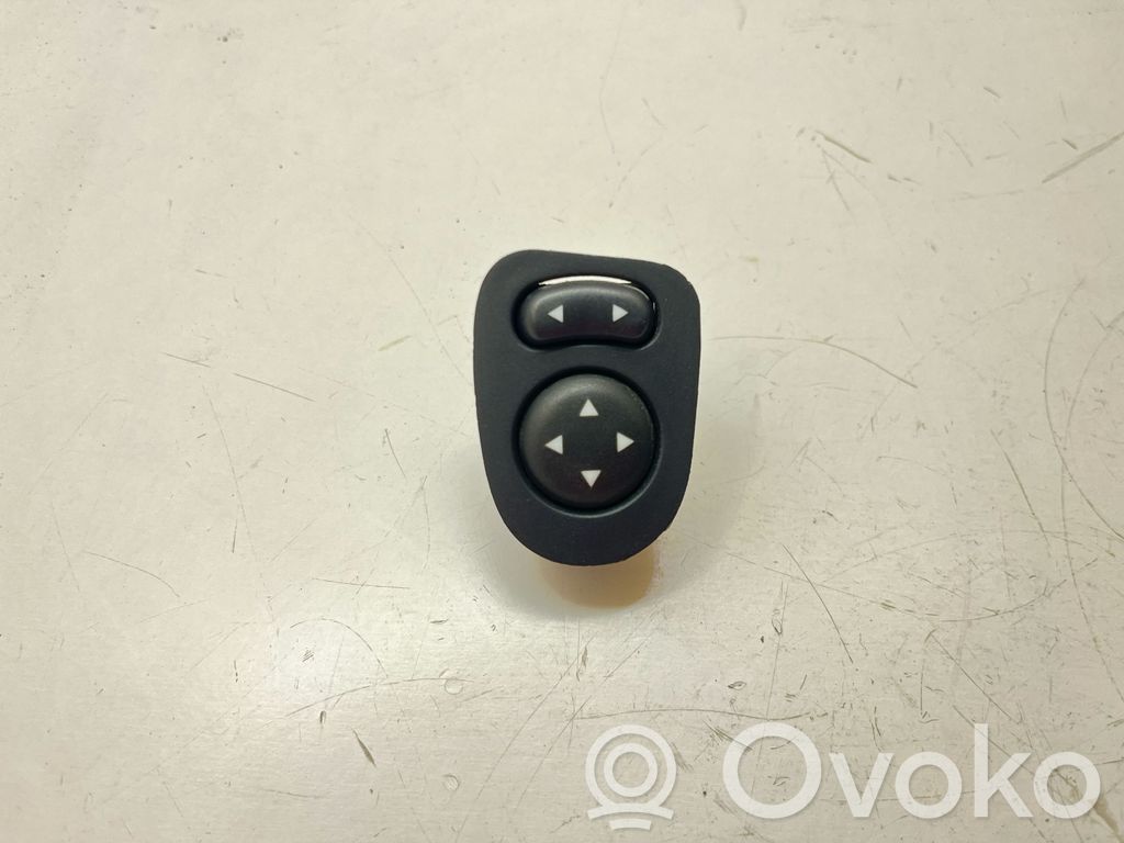 Fiat 500 Wing mirror switch 