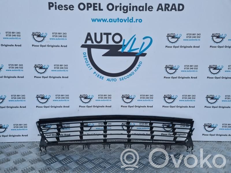 Opel Corsa C Grilă inferioară bară față 