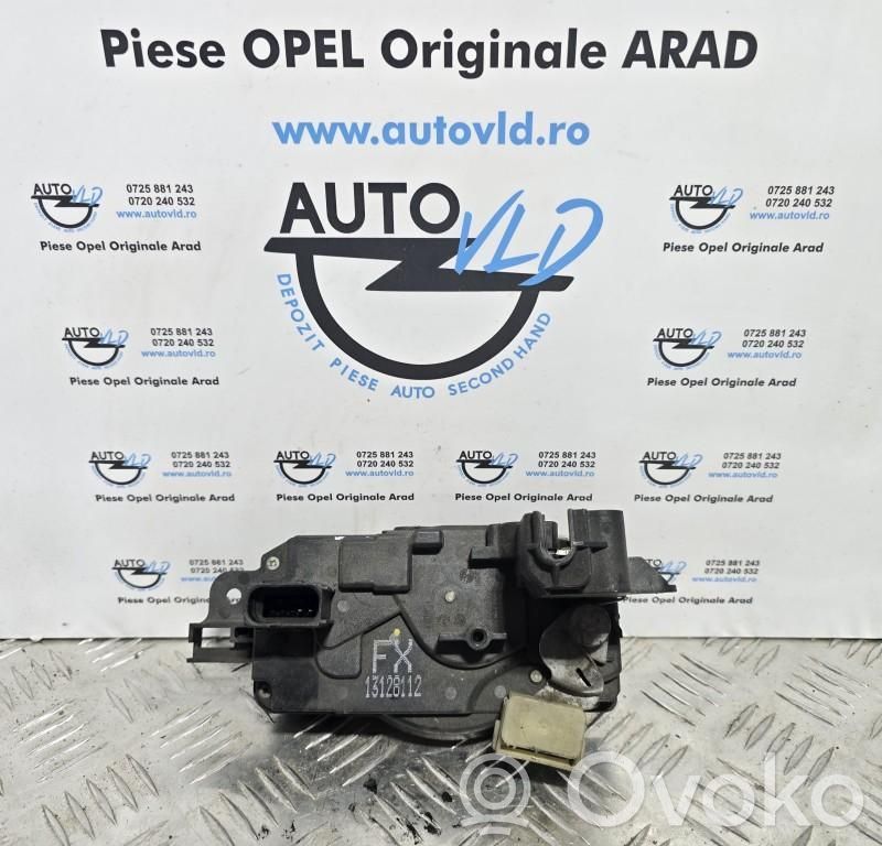 Opel Astra H Etuoven lukko 