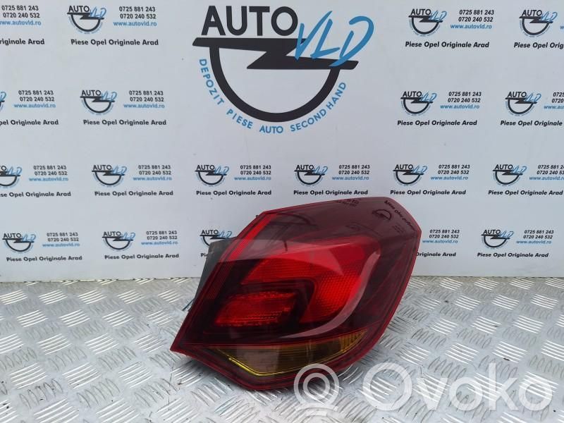 Opel Astra J Rear/tail lights 