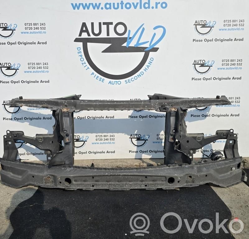 Engine compartment bulkhead
