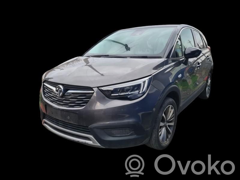Opel Crossland X Chłodnica 