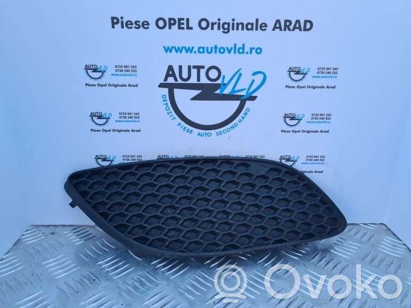 Opel Zafira B Krata halogenu 