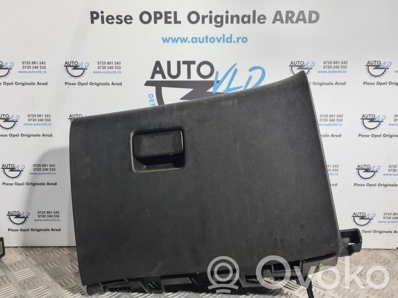 Opel Astra J Juego guantera 