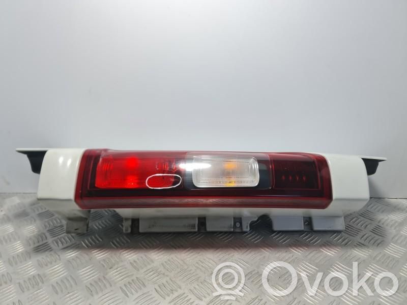 Opel Vivaro Lampă spate în caroserie 