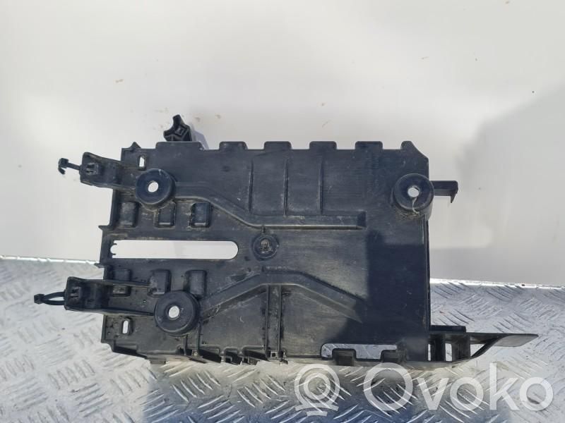 Opel Corsa E Other body part 