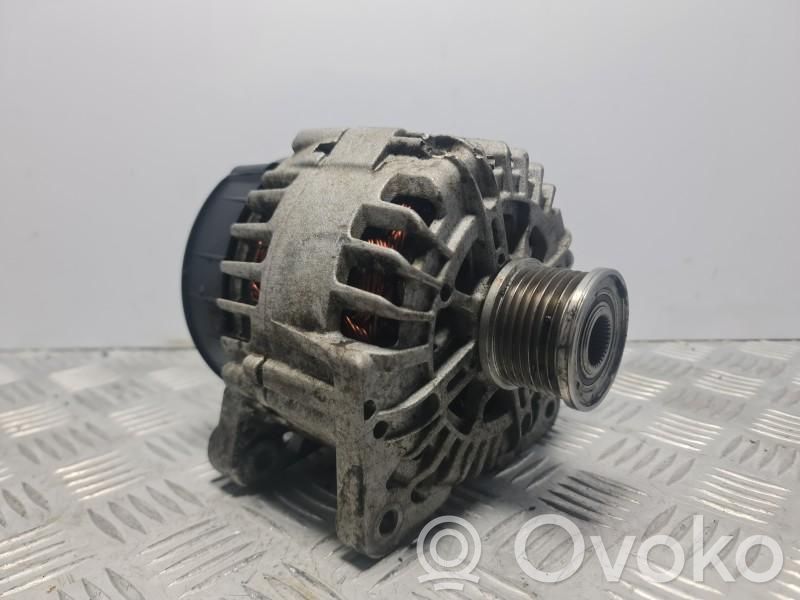 Opel Vivaro Alternator 