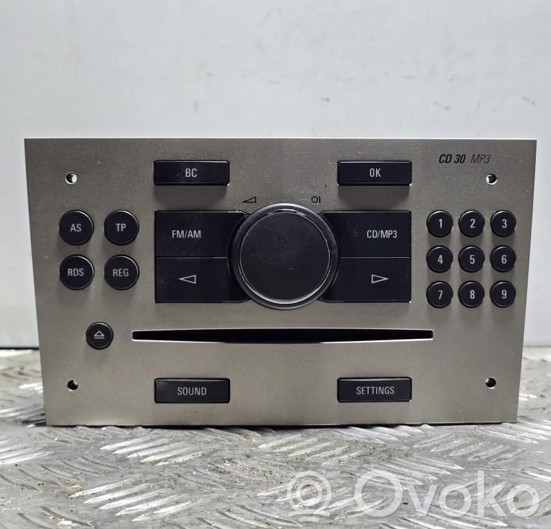 Opel Astra H Navigaatioyksikkö CD/DVD-soitin 