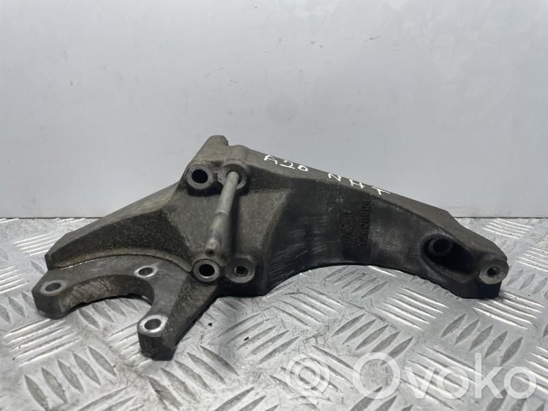 Opel Insignia A Kita variklio skyriaus detalė 
