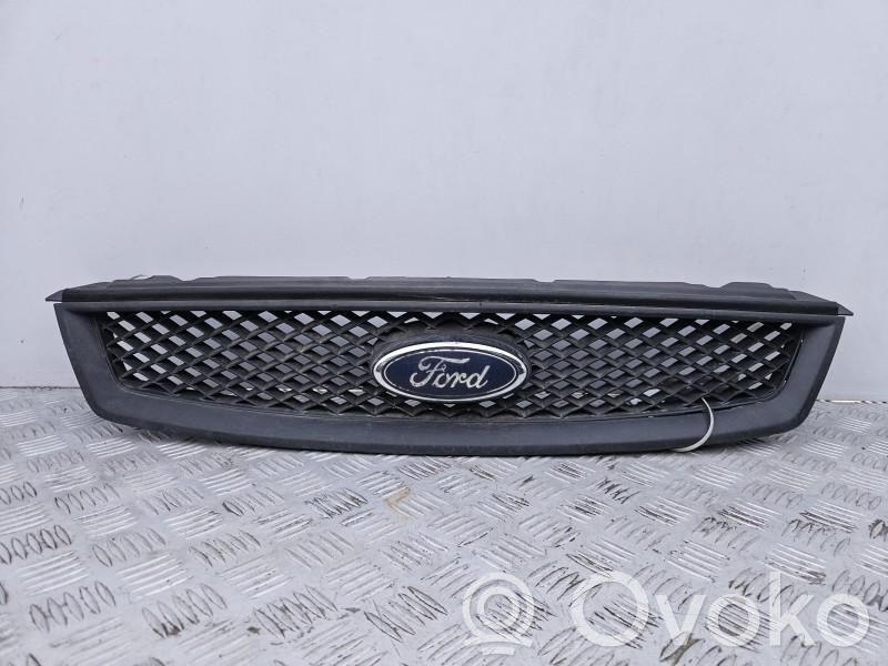 Ford Focus Etupuskurin ylempi jäähdytinsäleikkö 