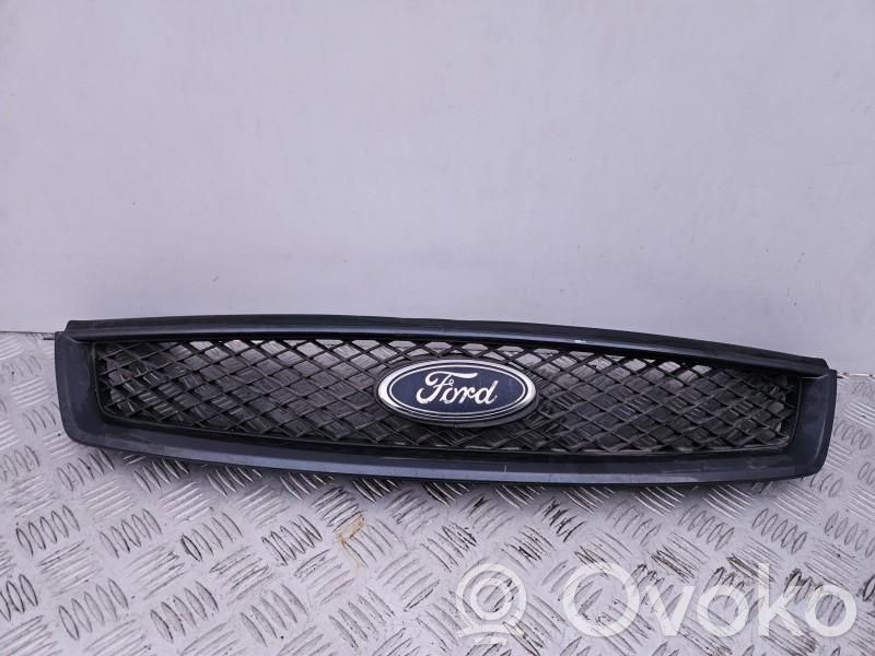 Ford Focus Etupuskurin ylempi jäähdytinsäleikkö 