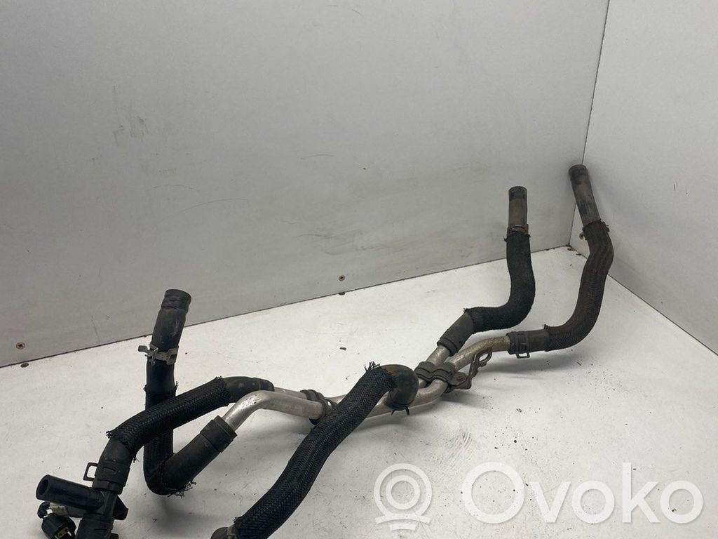 Toyota Auris E180 Engine coolant pipe/hose 