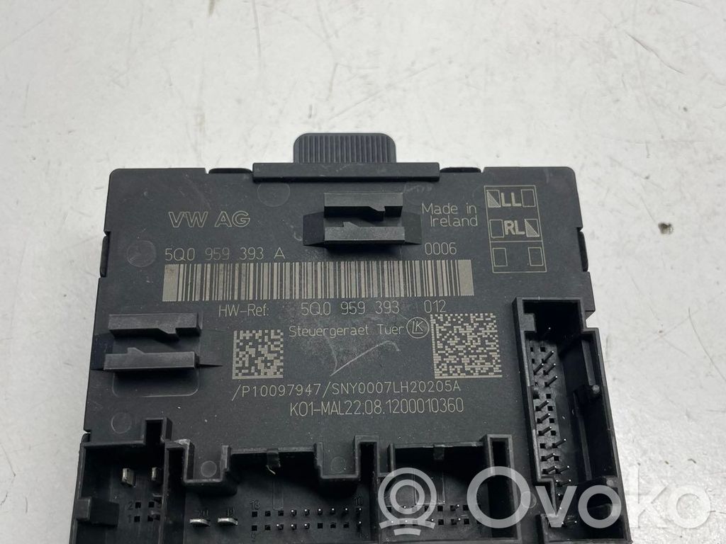 Volkswagen Golf VII Door control unit/module 