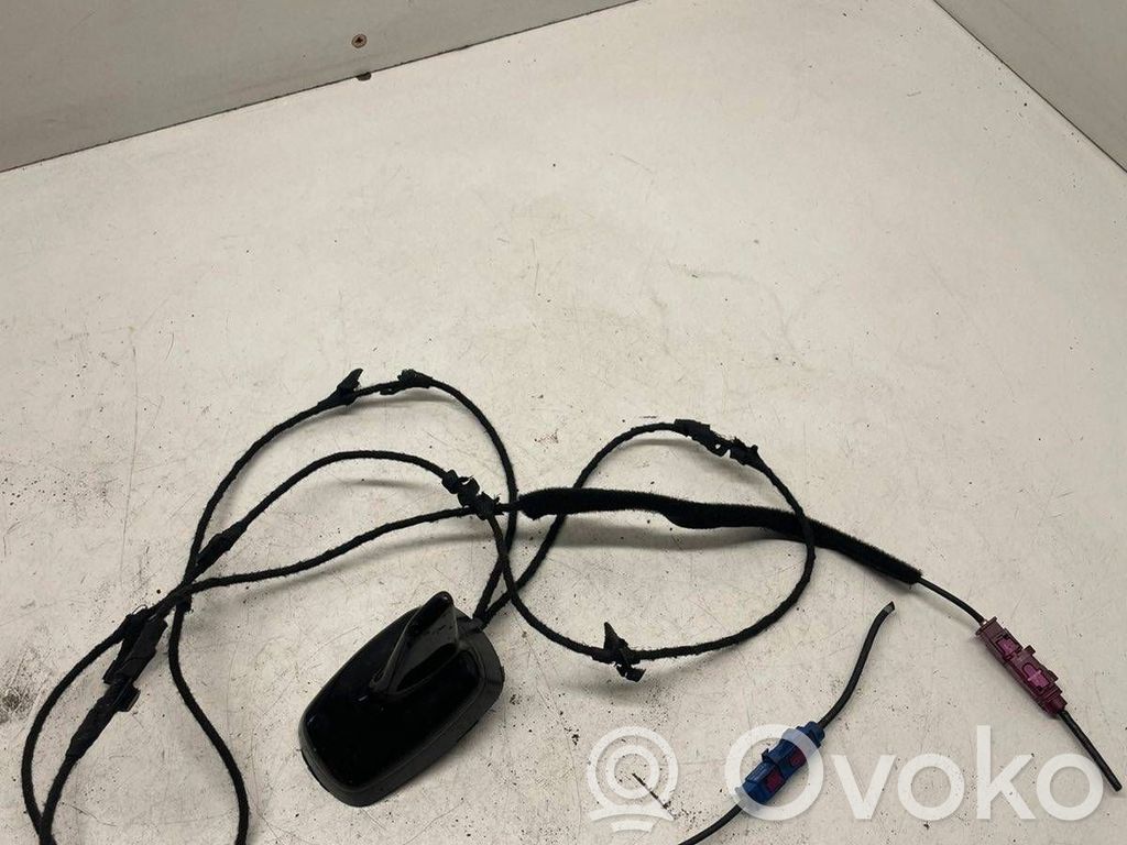 Audi A5 8T 8F GPS-pystyantenni 