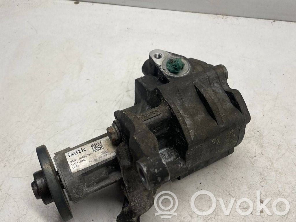 BMW X5 E70 Power steering pump 