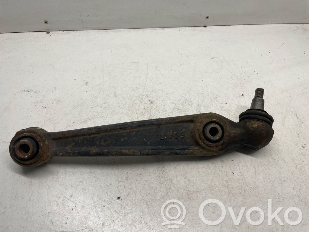 Front control arm   V03