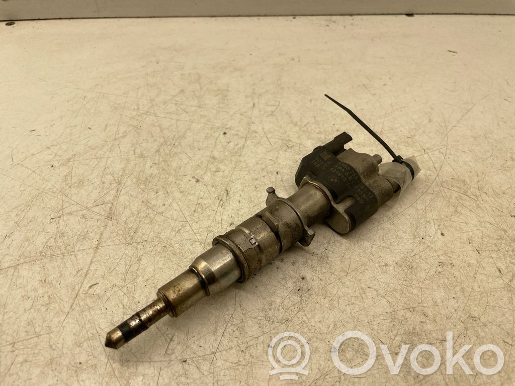BMW 5 F10 F11 Fuel injector 