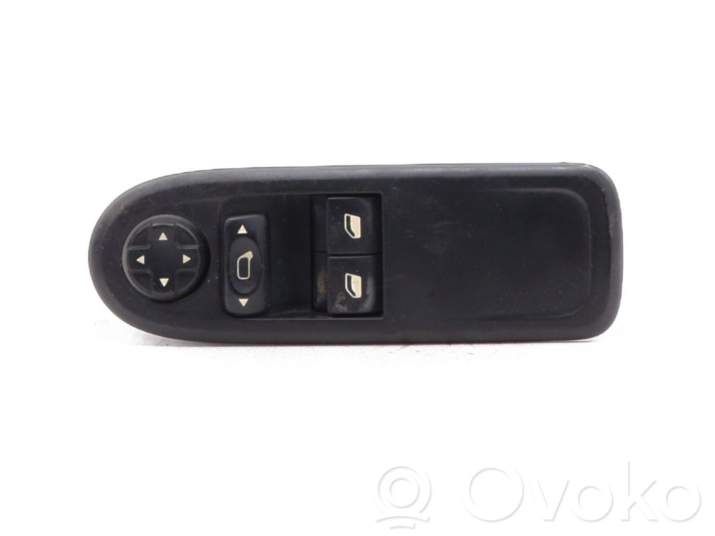 Peugeot 308 Electric window control switch 