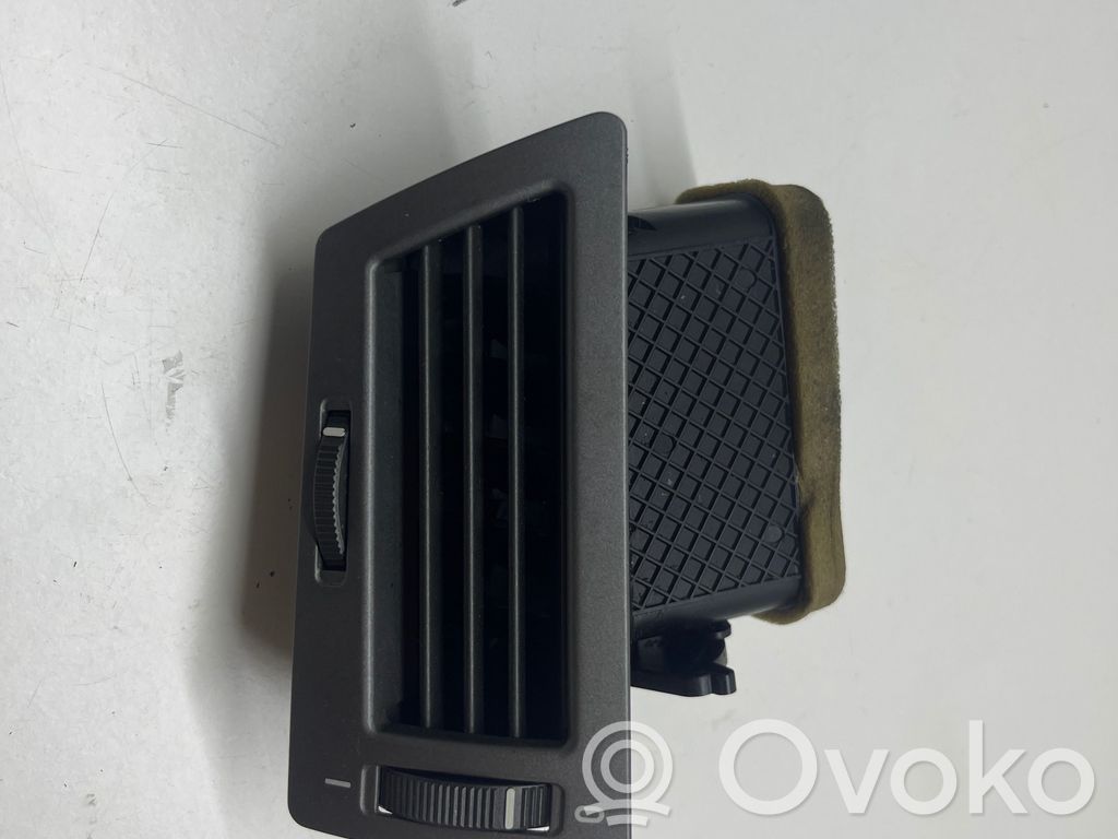 BMW 7 E65 E66 Grilă ventilație/ramă laterală bord 