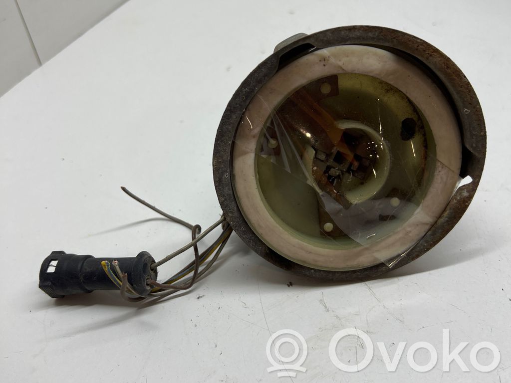 BMW 5 E28 Headlight part 