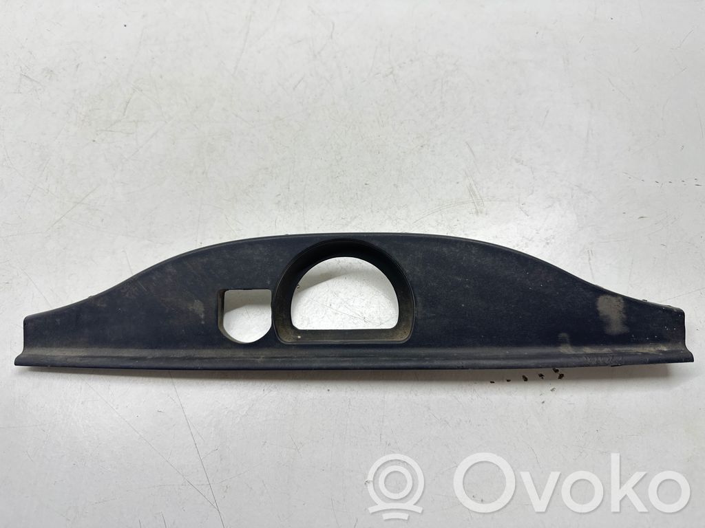 BMW 5 E34 Tailgate/trunk upper cover trim 