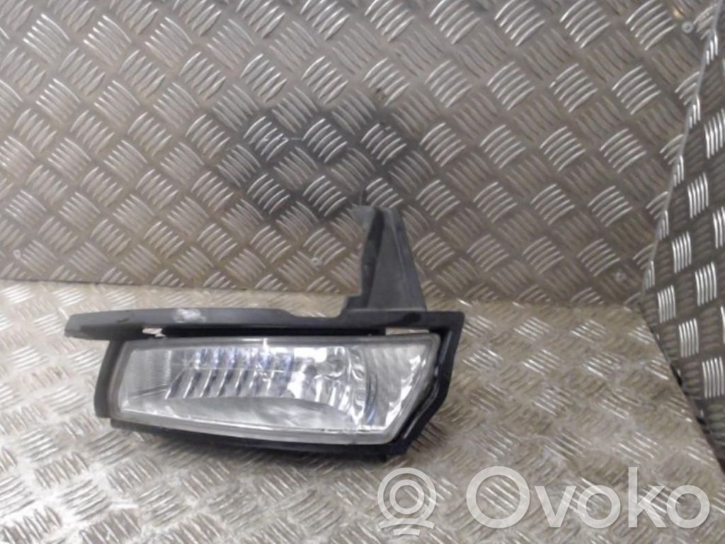 Toyota Avensis Verso Proiector ceață 