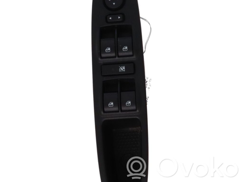 Fiat Punto Evo Przyciski szyb 