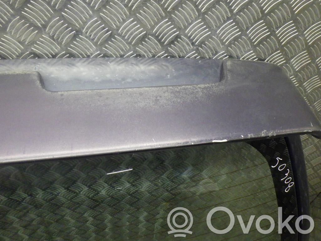 Suzuki Wagon R+ Tylna klapa bagażnika 