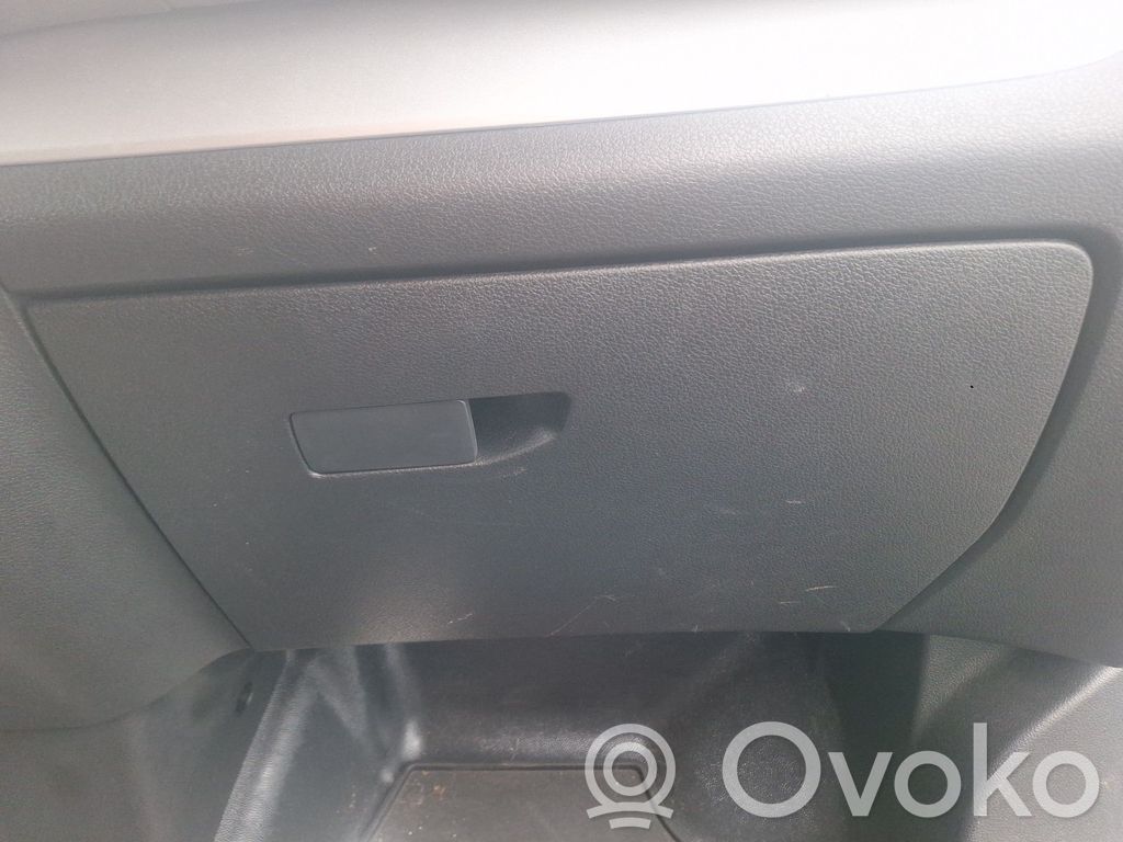 Opel Vivaro Handschuhfach komplett 