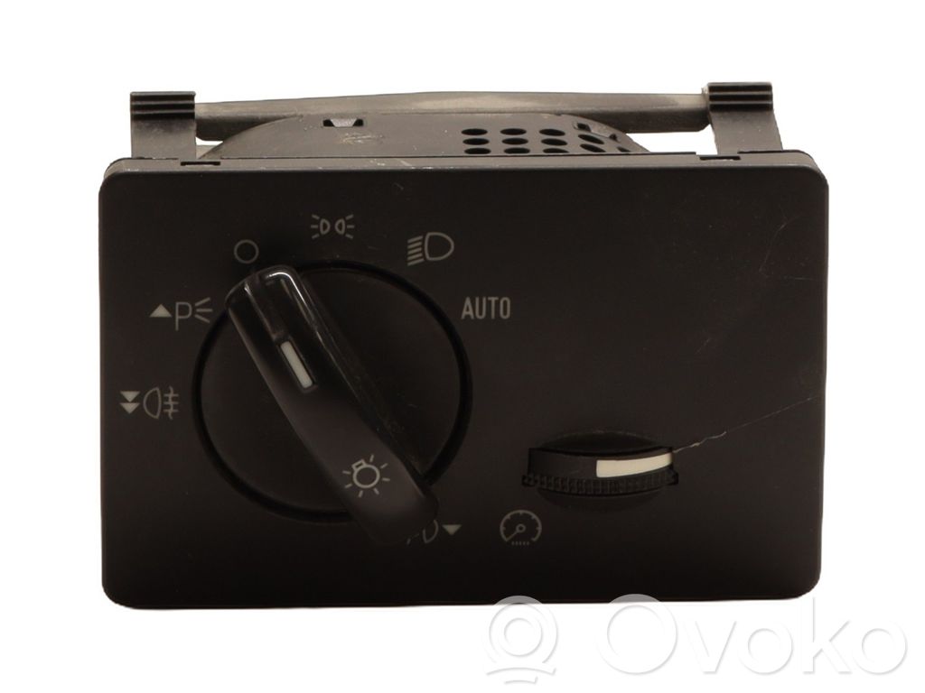 Ford Kuga I Light switch 