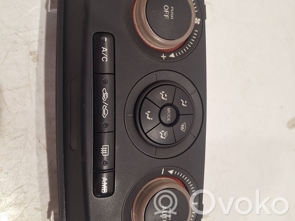 Mazda 3 I Climate control unit 
