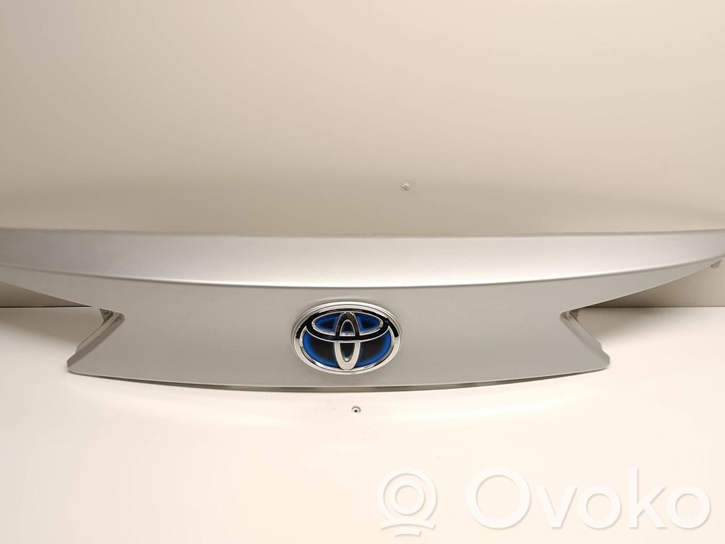 Toyota Auris E180 Garniture de hayon 