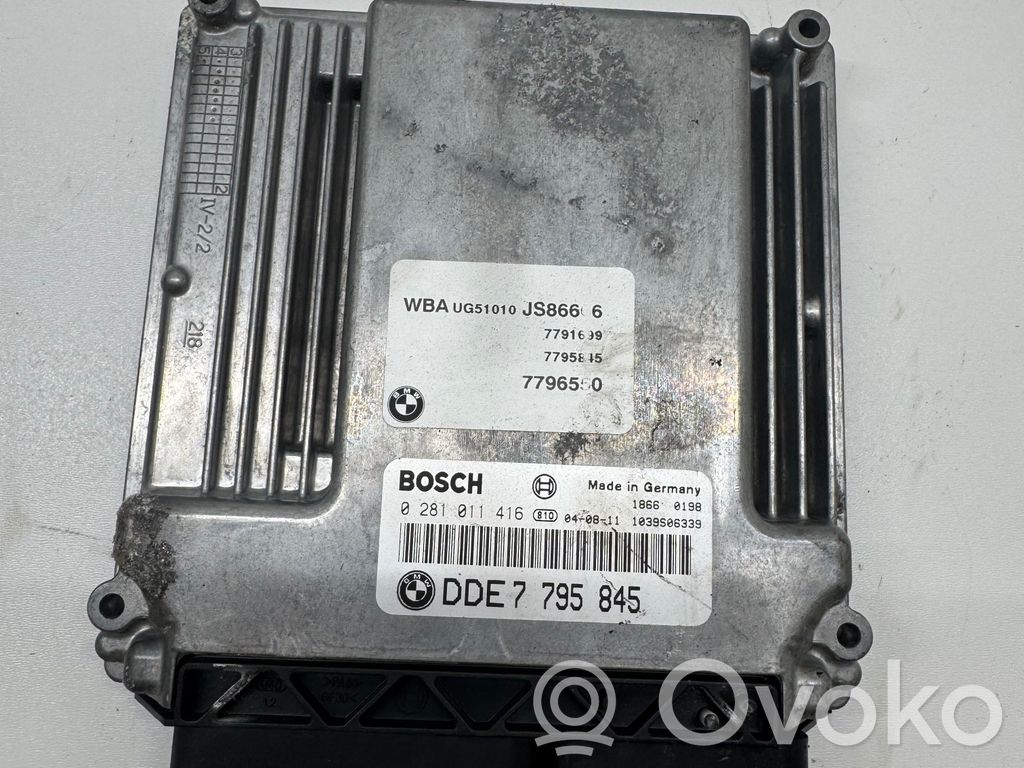 BMW 1 E81 E87 Engine control unit/module 