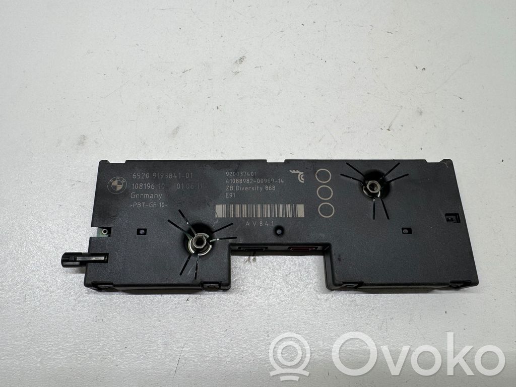BMW 3 E90 E91 Antenas pastiprinātājs 